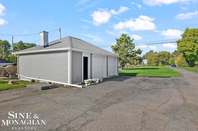 26926 Koerber Street, St Clair Shores, MI 48081