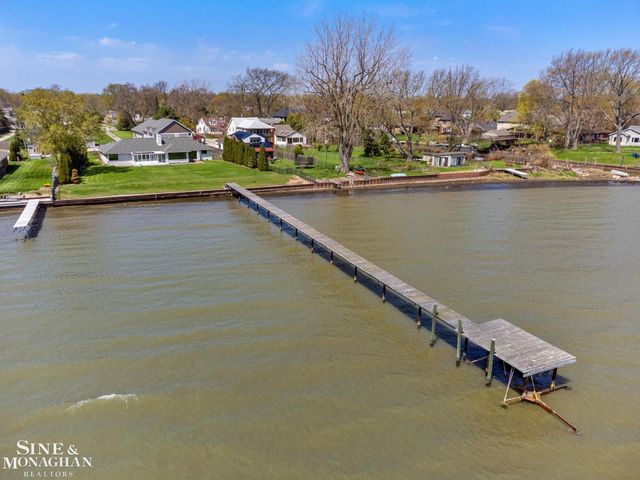 26926 Koerber Street, St Clair Shores, MI 48081