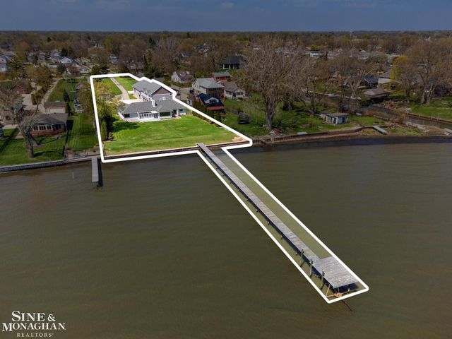 26926 Koerber Street, St Clair Shores, MI 48081