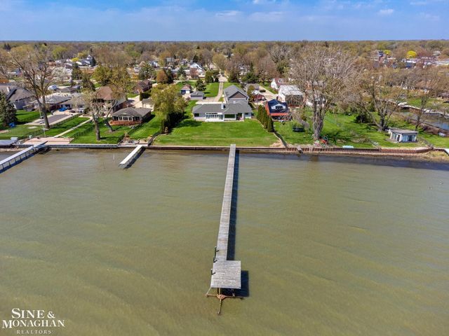 26926 Koerber Street, St Clair Shores, MI 48081