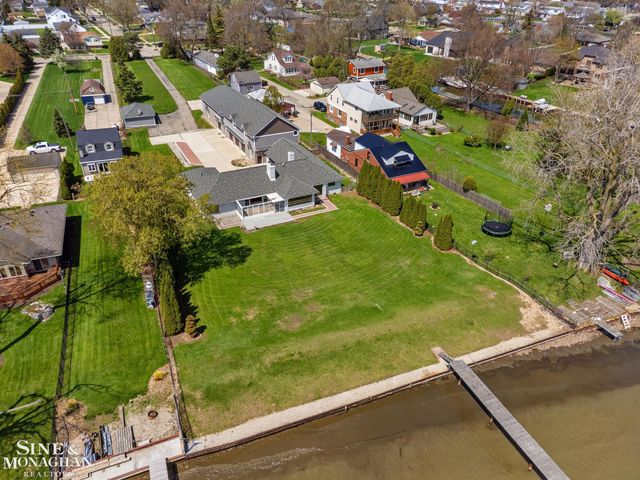 26926 Koerber Street, St Clair Shores, MI 48081
