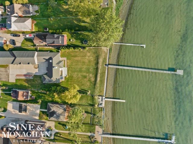 26926 Koerber Street, St Clair Shores, MI 48081