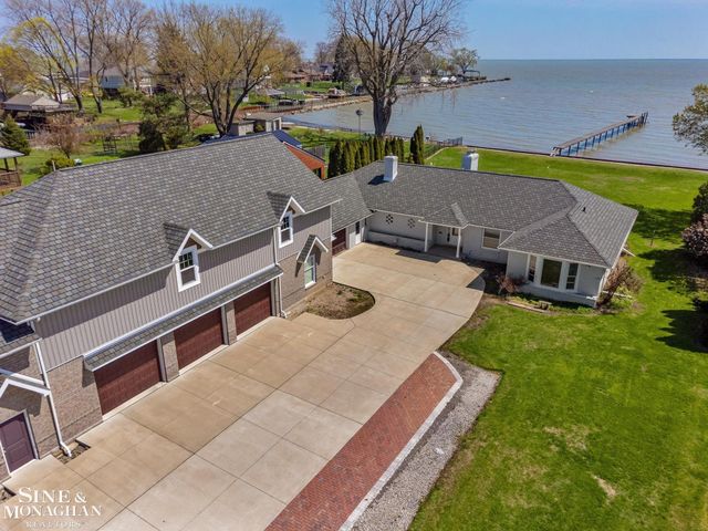 26926 Koerber Street, St Clair Shores, MI 48081