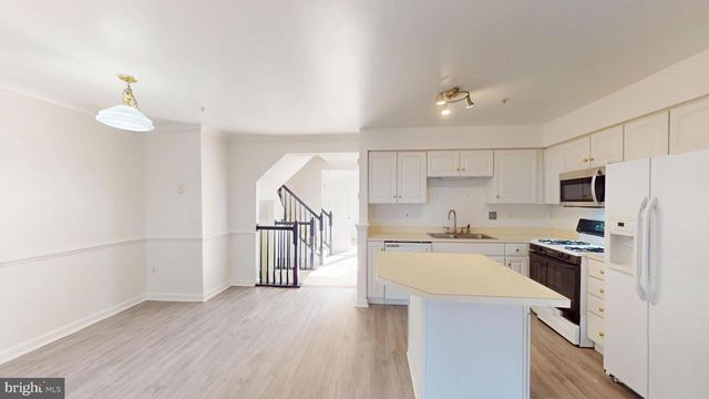 26071 RIDGE MANOR DR, Damascus, MD 20815