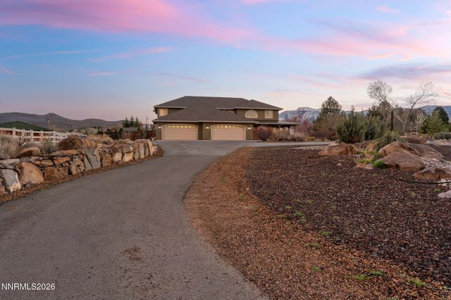 2220 Whites Creek Lane, Reno, NV 89511