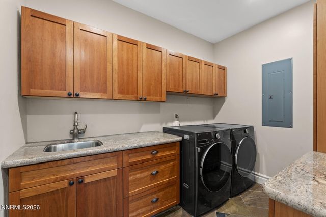 2220 Whites Creek Lane, Reno, NV 89511