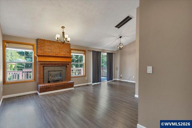 2537 Hoo Doo Dr NW, Salem, OR 97304