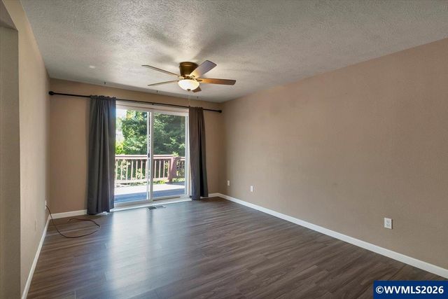 2537 Hoo Doo Dr NW, Salem, OR 97304