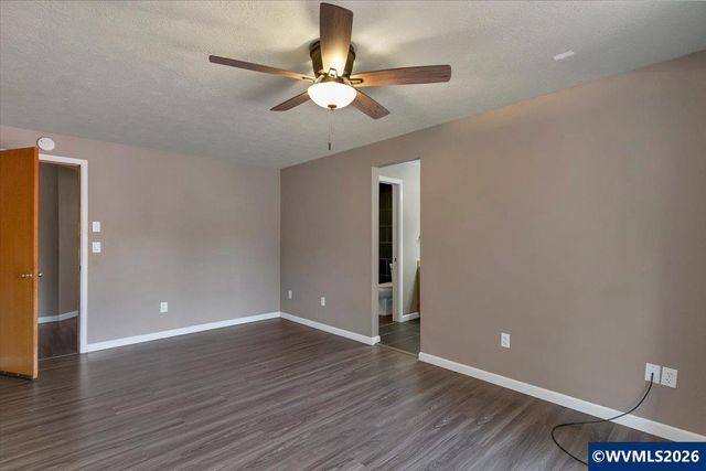 2537 Hoo Doo Dr NW, Salem, OR 97304