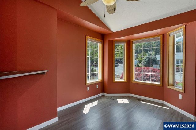 2537 Hoo Doo Dr NW, Salem, OR 97304