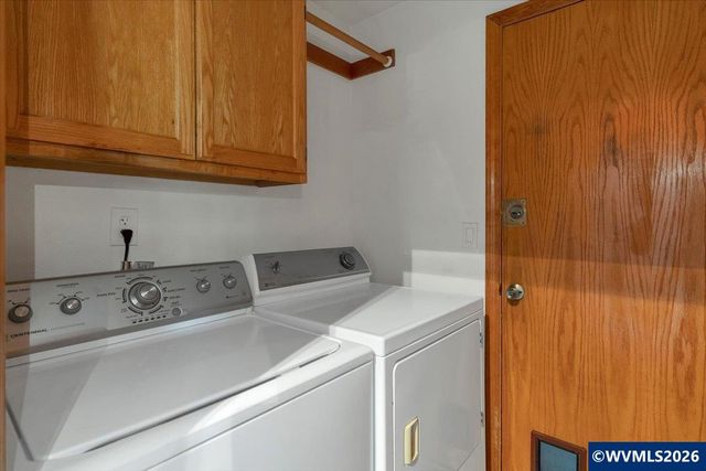 2537 Hoo Doo Dr NW, Salem, OR 97304
