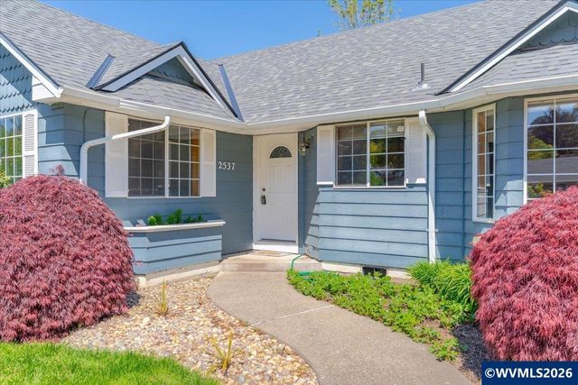2537 Hoo Doo Dr NW, Salem, OR 97304