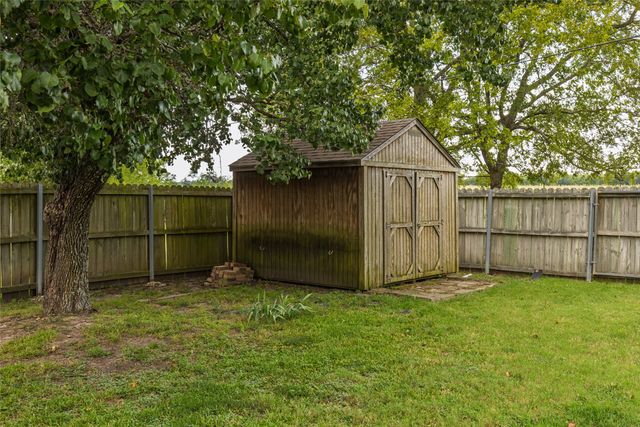 5708 Lynn Street, Greenville, TX 75402