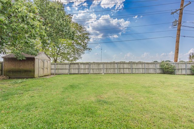 5708 Lynn Street, Greenville, TX 75402