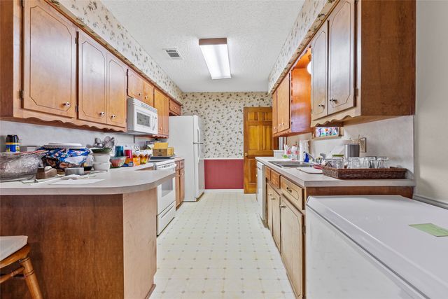 5708 Lynn Street, Greenville, TX 75402