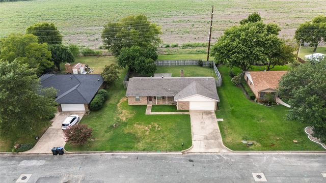 5708 Lynn Street, Greenville, TX 75402