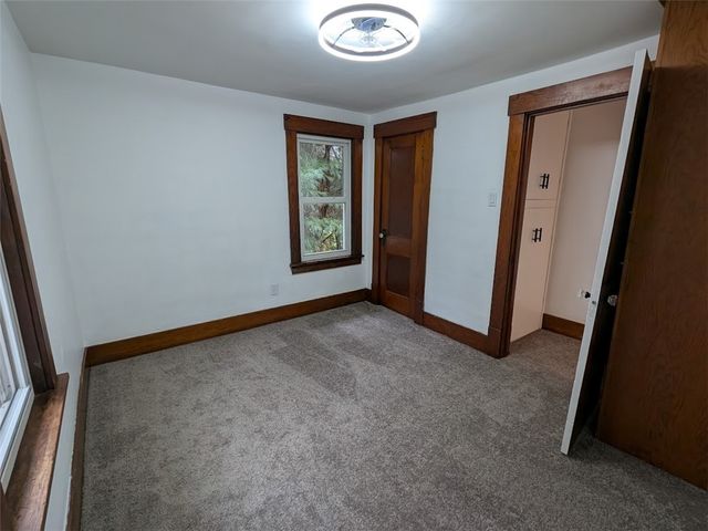 2019 Parkdale Ave., Hermitage, PA 16148