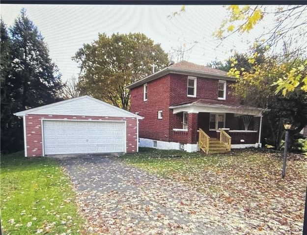 2019 Parkdale Ave., Hermitage, PA 16148