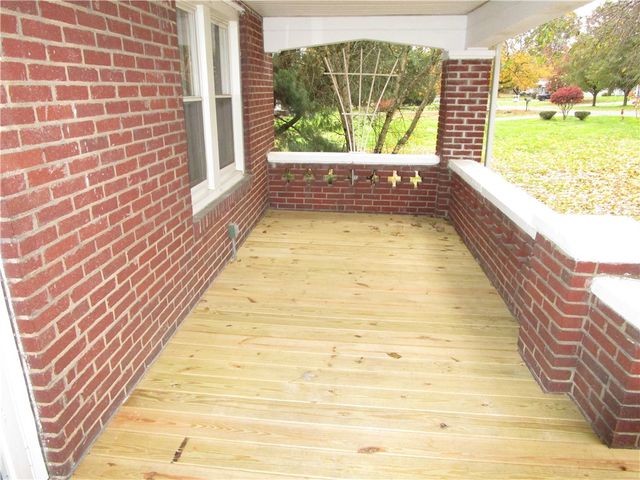 2019 Parkdale Ave., Hermitage, PA 16148