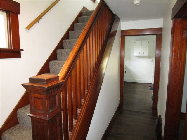 2019 Parkdale Ave., Hermitage, PA 16148