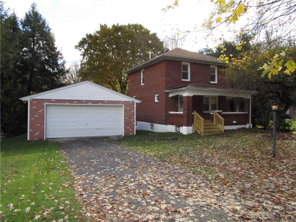 2019 Parkdale Ave., Hermitage, PA 16148