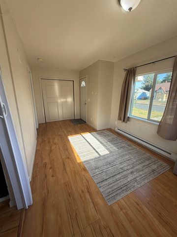 915 E Everett Ave, Spokane, WA 99207