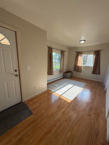 915 E Everett Ave, Spokane, WA 99207