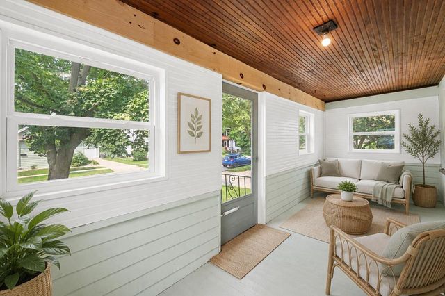 1209 Ellis STREET, Waukesha, WI 53186