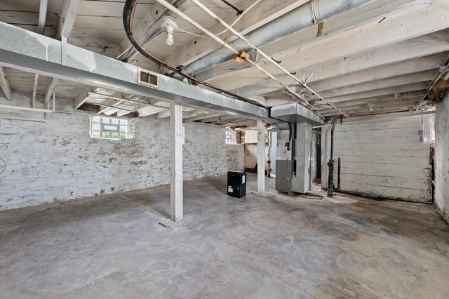 1209 Ellis STREET, Waukesha, WI 53186