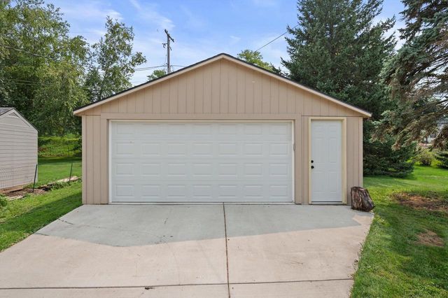 1209 Ellis STREET, Waukesha, WI 53186