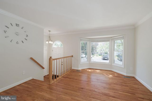 6110 JOUST LN, Alexandria, VA 22315