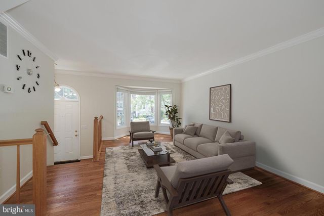6110 JOUST LN, Alexandria, VA 22315
