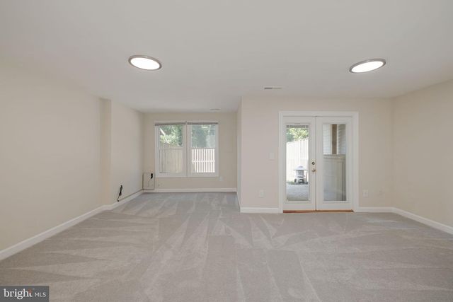 6110 JOUST LN, Alexandria, VA 22315