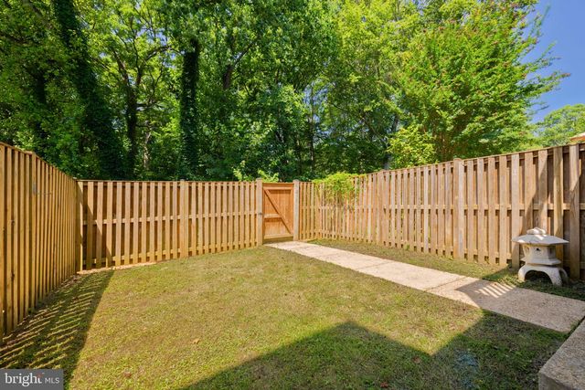 6110 JOUST LN, Alexandria, VA 22315