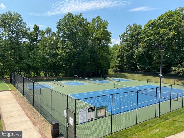 6110 JOUST LN, Alexandria, VA 22315