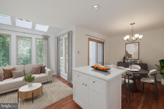 6110 JOUST LN, Alexandria, VA 22315