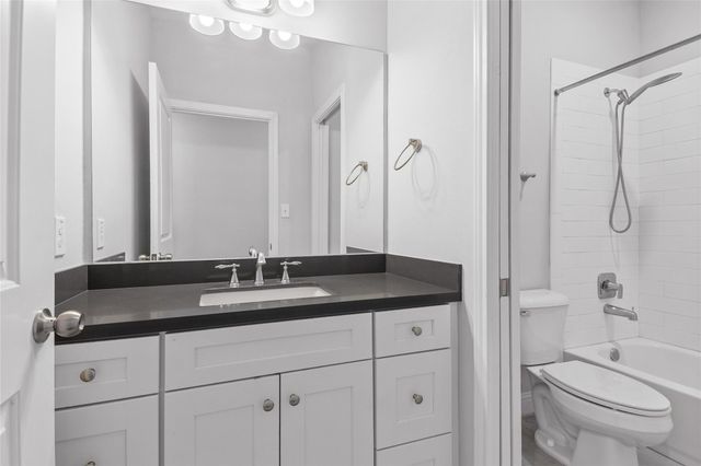 7705 Shannon Drive, Houston, TX 77055