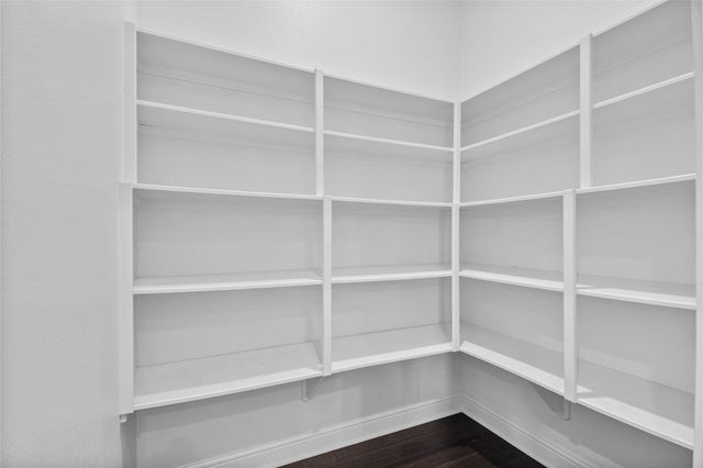 7705 Shannon Drive, Houston, TX 77055