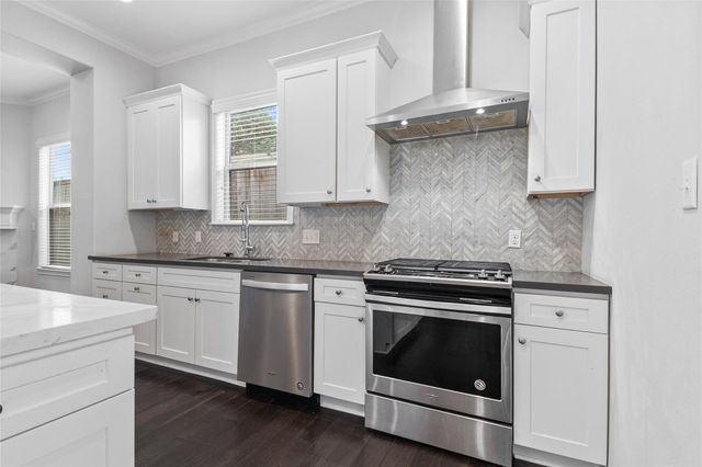 7705 Shannon Drive, Houston, TX 77055