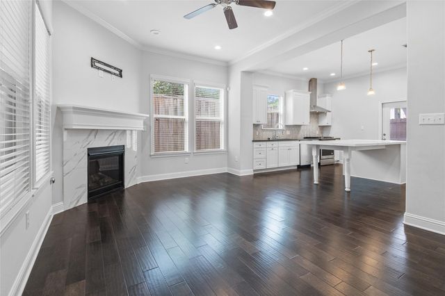 7705 Shannon Drive, Houston, TX 77055