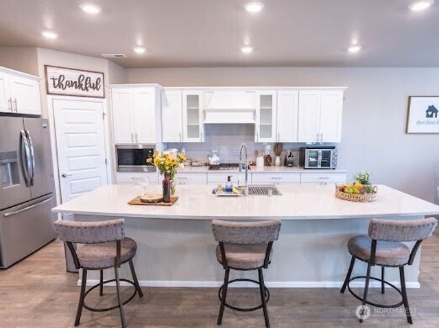 17622 Crossing Drive E, Puyallup, WA 98374