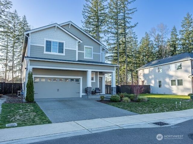 17622 Crossing Drive E, Puyallup, WA 98374