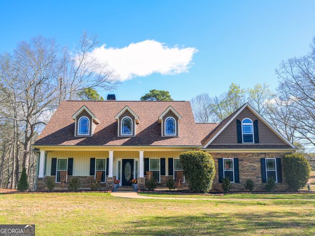 135 Fischer Spur Road, Newnan, GA 30265