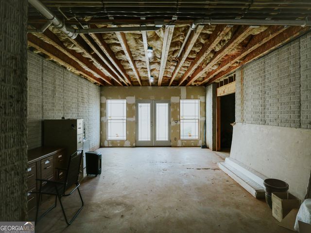 135 Fischer Spur Road, Newnan, GA 30265