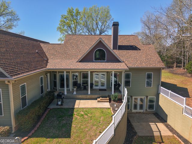 135 Fischer Spur Road, Newnan, GA 30265