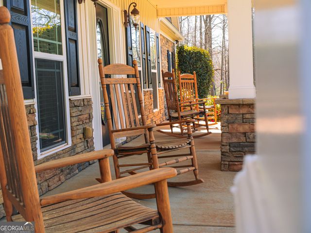 135 Fischer Spur Road, Newnan, GA 30265