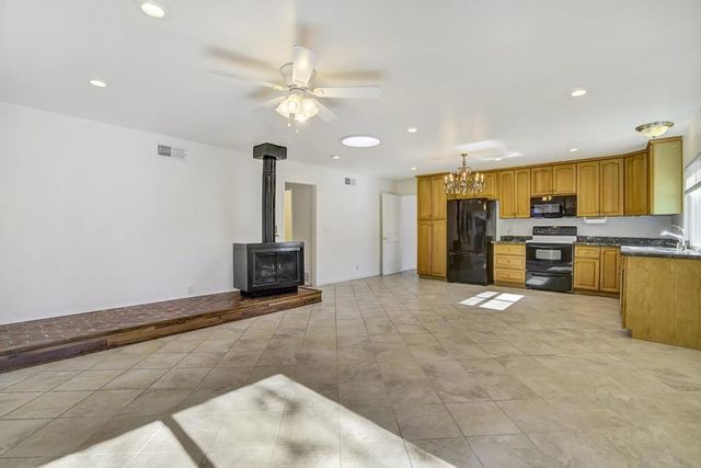 313 Oakberry Way, San Jose, CA 95123