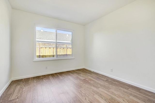 313 Oakberry Way, San Jose, CA 95123