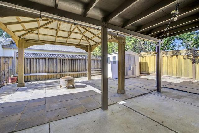 313 Oakberry Way, San Jose, CA 95123