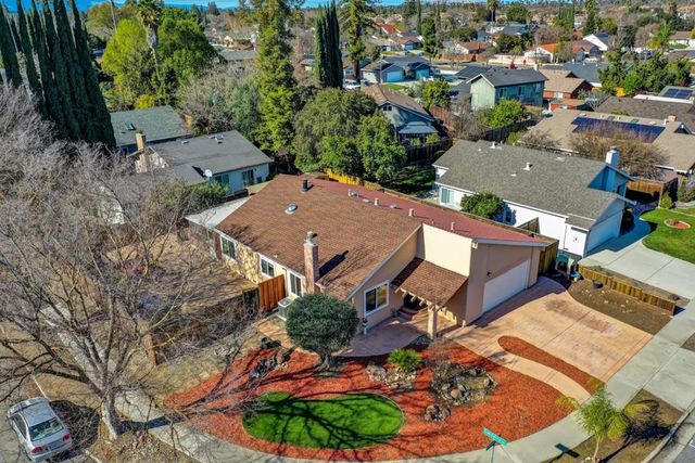 313 Oakberry Way, San Jose, CA 95123